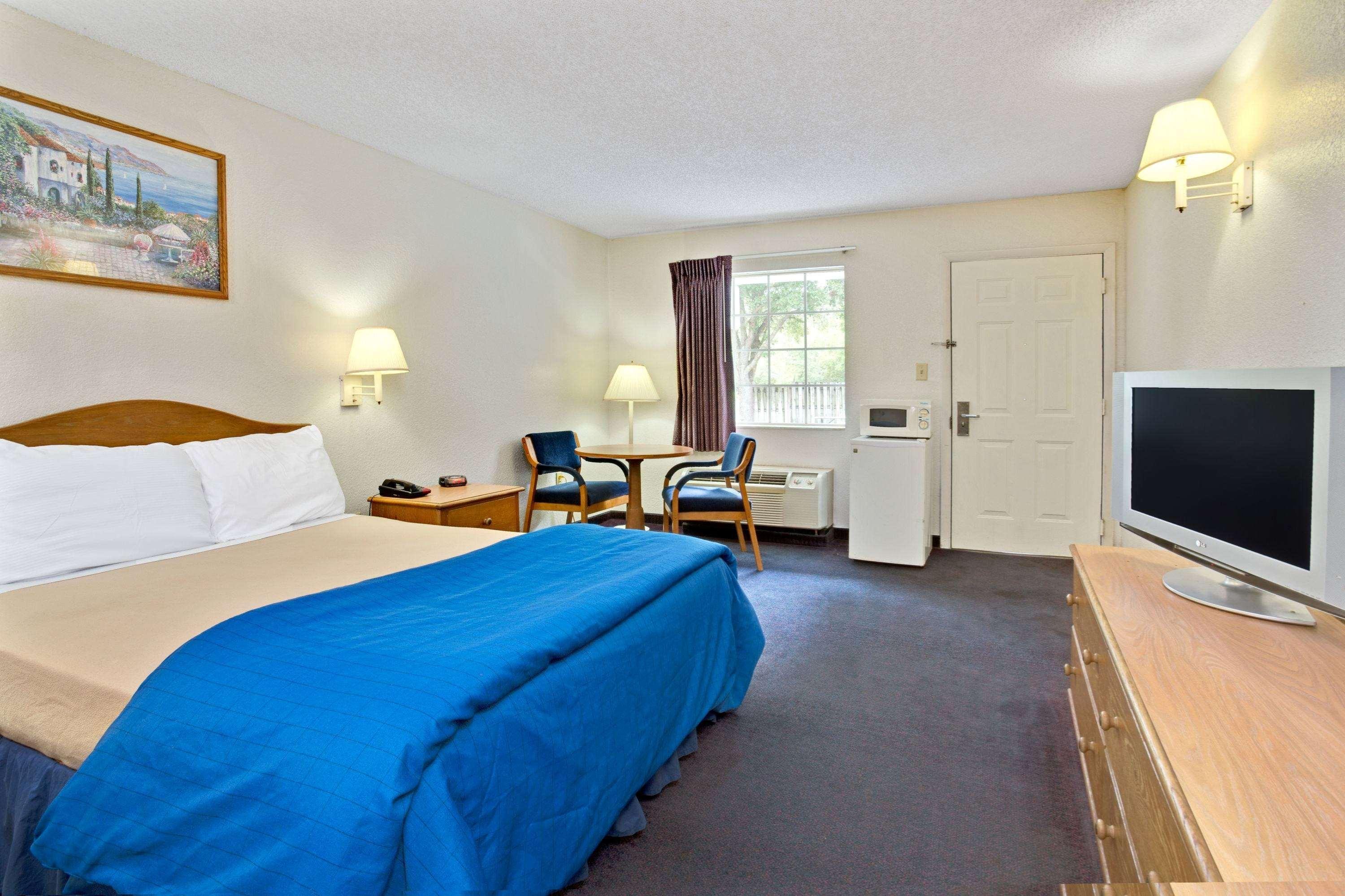Travelodge Suites By Wyndham Macclenny I-10 Extérieur photo